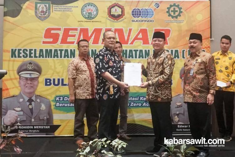Ketua GAPKI Bengkulu Minta Anggota Taati Budaya K3