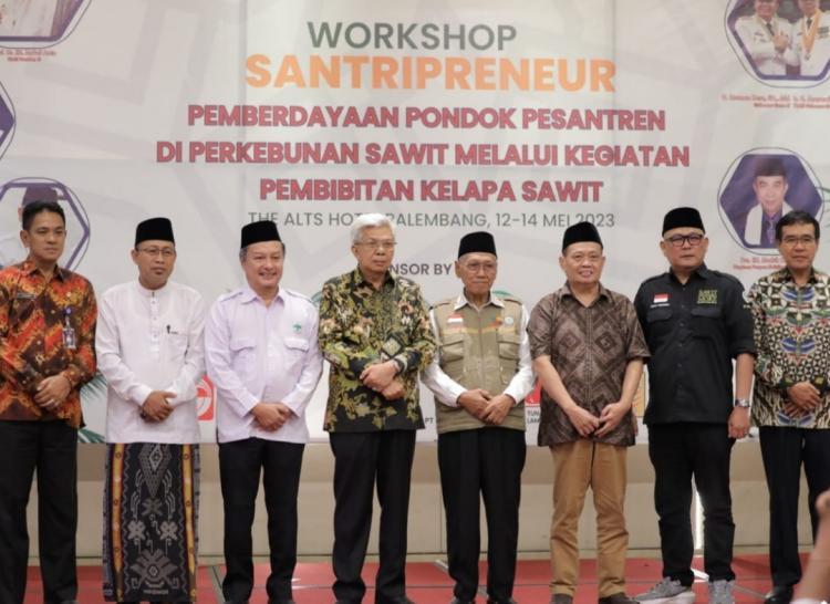 APKASINDO Ajak Ponpes Garap Bisnis Pembibitan Sawit di Sumsel