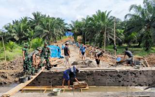 TMMD ke-117 Tingkatkan Kesejahteraan Petani Sawit di Kota Bengkulu
