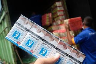 Banyak Petani Sawit Konsumsi Rokok Ilegal Tanpa Pita Cukai, KPPBC Bengkulu Turun Tangan