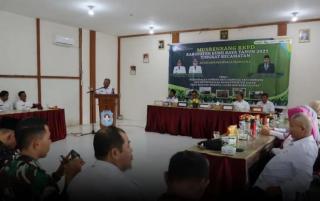 Selama Ini Masyarakat Hilir Mudik Lewat Jalan Perusahaan Sawit Karena Tak Ada Akses Lain