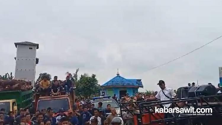 Ratusan Petani Sawit Serbu PT SLS di Pelalawan, Ini Penyebabnya