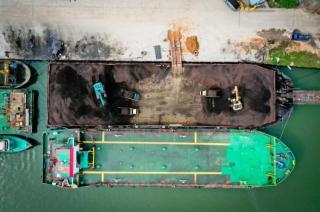 Bongkar Muat CPO di Pelabuhan Pangkal Balam Makin Efisien, Ini Teknologi yang Dipakai