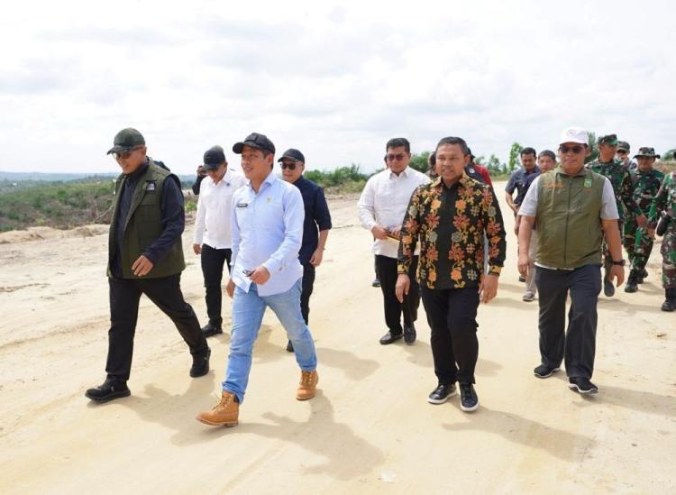 Gubri Dampingi Menteri LH Kunjungi TNTN: Jangan Sampai Tidak Mau Didata, Jangan Terprovokasi