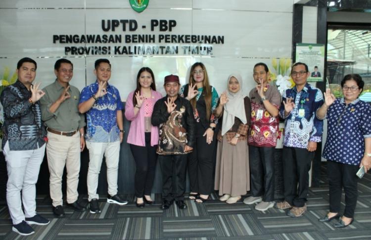 Atasi Kendala Ketersediaan Bibit Sawit, Kakao, dan Karet, DPRD Mahulu Sambangi Disbun Kaltim