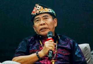 Lepas Mahasiswa Politani Samarinda,  Gubernur Kaltara: Sektor Sawit Menuntut Inovasi, Efisiensi, dan SDM Unggul