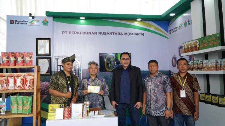 Diboyong PTPN IV Regional III Ikut EXPOUSE di Yogyakarta, RJS Pamerkan Berbagai Peralatan Panen Sawit