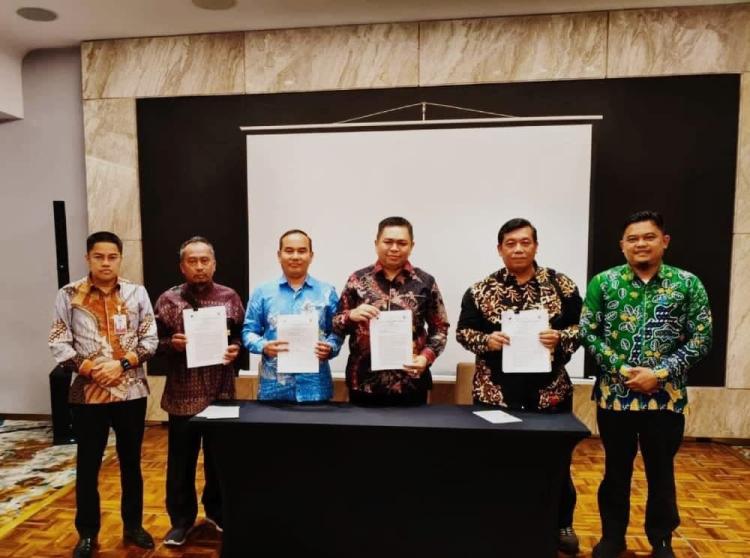 Poktan Tunas Lestari Dumai Toreh Sejarah Baru, Tandatangani PKS 3 Pihak untuk Peremajaan Sawit Rakyat 