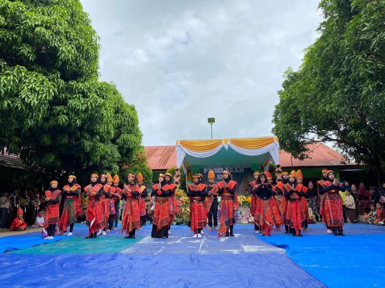 Diapresiasi, Pagelaran Seni dan Kreativitas Siswa Sekolah Binaan Korporasi Sawit di Siak