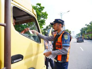 Pemkab Siak Larang Truk Sawit ODOL Melintas di Jalan Ramai Pelajar, Masyarakat Minta Perketat Pengawasan