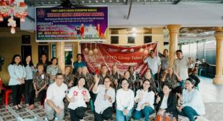 Menjelang Perayaan Natal 2025, PTPN IV Regional III Berbagi Kebahagiaan dengan Para Lanjut Usia di Riau