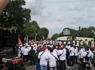 Kegelisahan Tumbuh Subur di Lembah Ijen, Bukan karena Cuaca atau Harga Pasar, Melainkan...