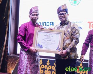 Pola Kemitraan Petani PTPN IV Regional III Jadi Penggerak Ekonomi Riau, Diganjar dengan Penghargaan